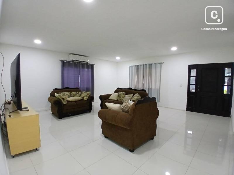 Casa en venta en Managua – 4 hab, 273 m²