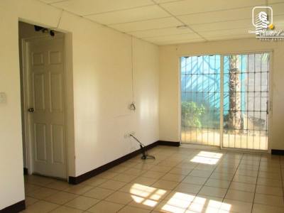 Casa en venta en Carretera Nueva León, Managua – 2 hab, 48 m²