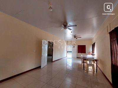 Casa en venta en Carretera Nueva León, Managua – 2 hab, 211 m²