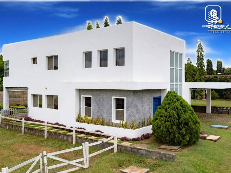 Casa en venta en Las Colinas, Managua – 3 hab, 444 m²