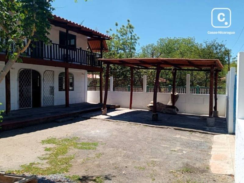 Casa de playa en venta en Carazo – 4 hab, 250 m²