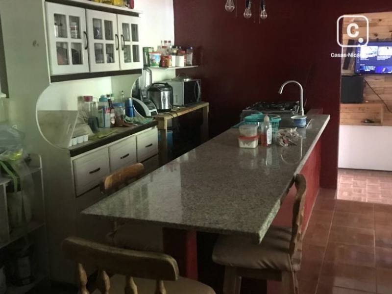 Casa en alquiler en Managua – 4 hab, 398 m²