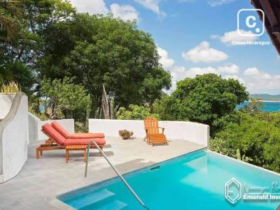 Casa de 3 habitaciones en 279 m² a pasos de la playa en Redonda Bay, Rivas