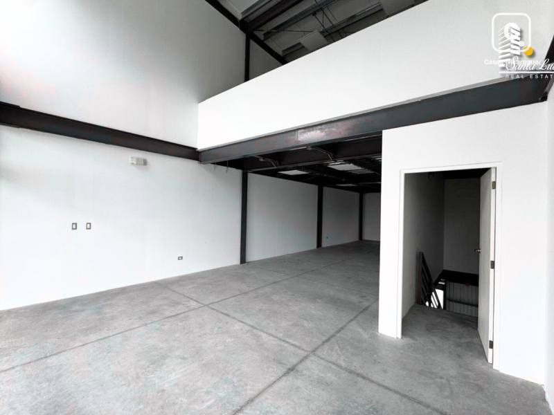 Local comercial en alquiler en Suburbana, Managua – 283 m²