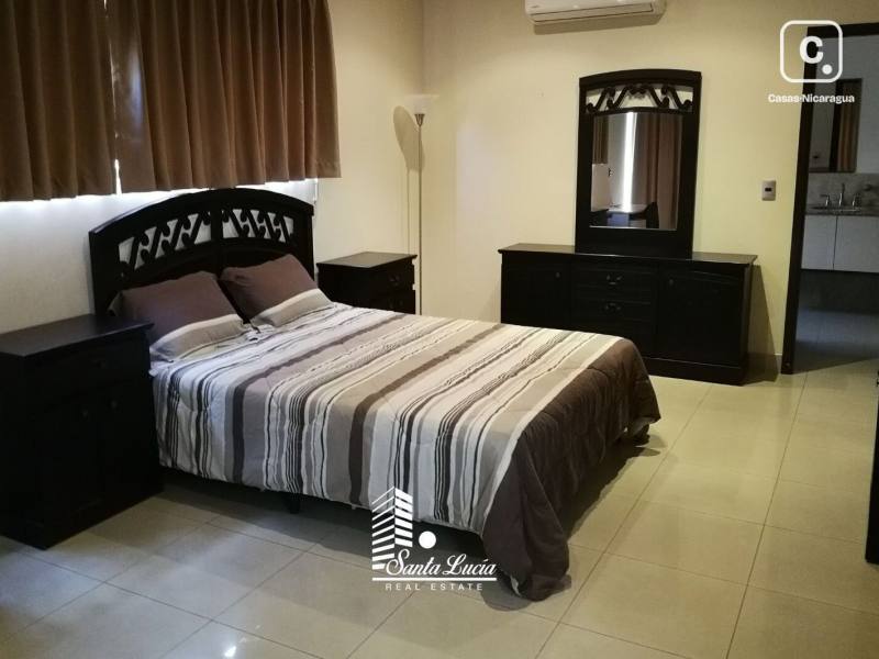Apartamento en venta en Las Colinas, Managua – 16 hab