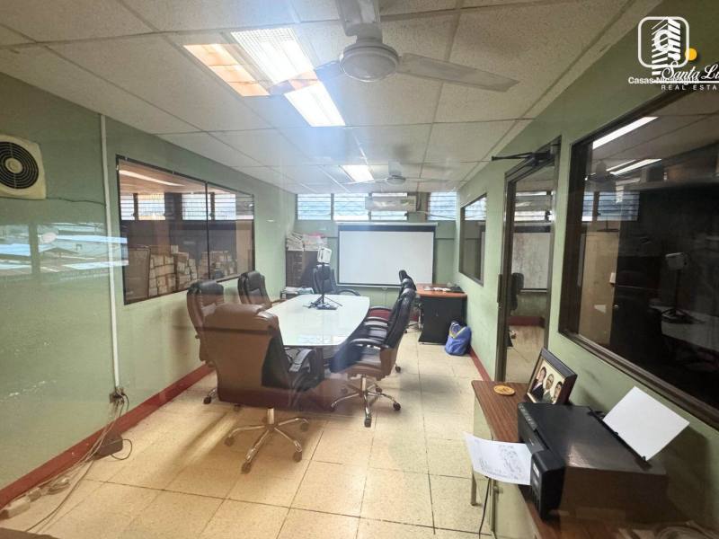 Local comercial en venta en Mercado Oriental, Managua – 353 m²