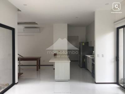 Casa en alquiler en Villa Fontana Sur, Managua – 3 hab