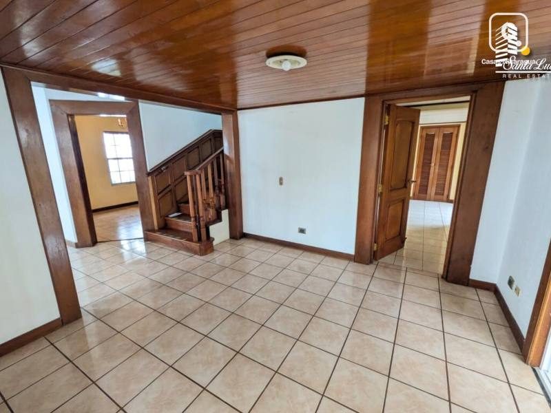 Casa en alquiler en Pista Jean Paul Genie, Managua – 3 hab
