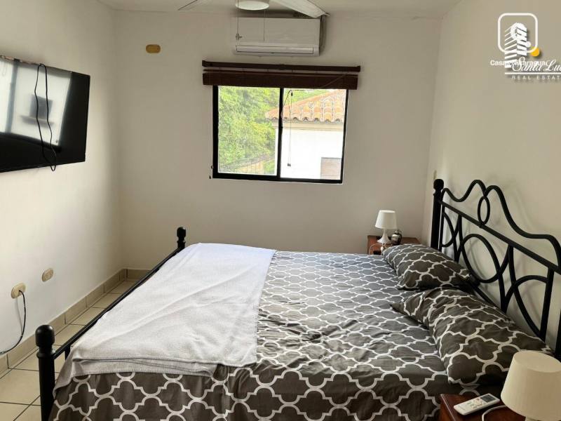 Casa en alquiler en Santo Domingo, Managua – 2 hab, US$ 1,500/mes