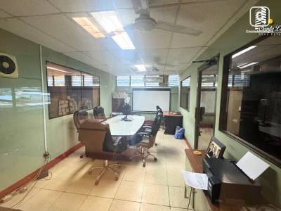 Local comercial en venta en Mercado Oriental, Managua – 353 m²