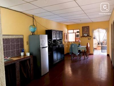 Casa en venta en Carretera Norte, Managua – 4 hab, 242 m²