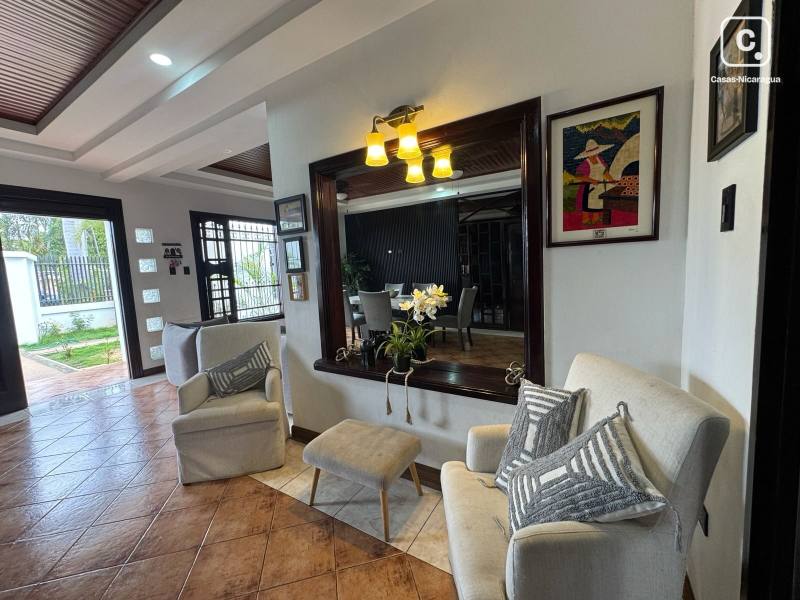 Casa en venta en Managua – 5 hab, 200 m²
