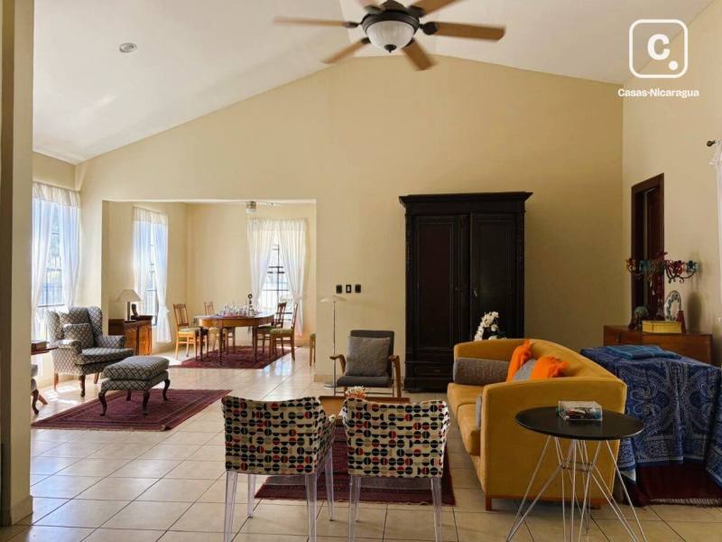 Apartamento en venta en Carretera Masaya, Managua – 3 hab, 350 m²