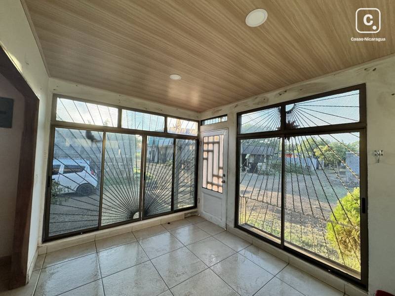 Casa en venta en Praderas de Sandino, Managua – 2 hab, 160 m²