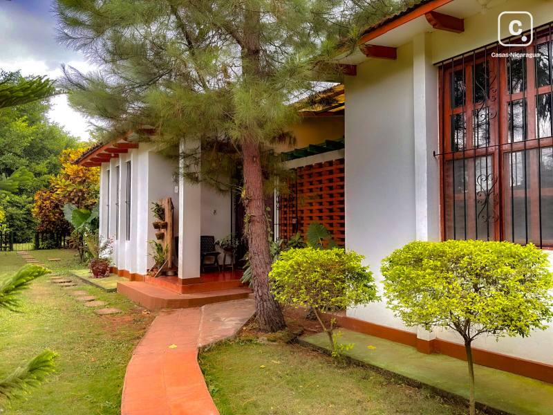 Casa en venta en Managua – 4 hab, 317 m²