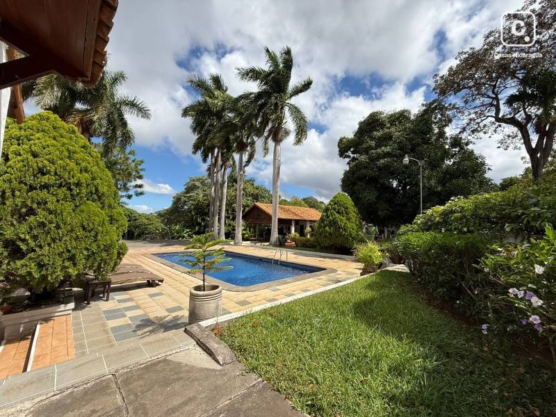 Apartamento en venta en Carretera Sur, Managua – 5 hab, 450 m²