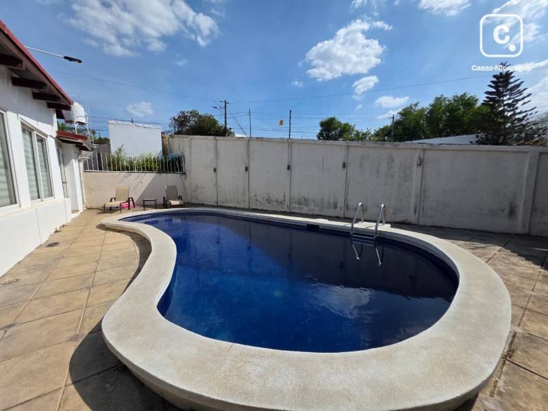 Casa en alquiler en Carretera Sur, Managua – 4 hab, 450 m²