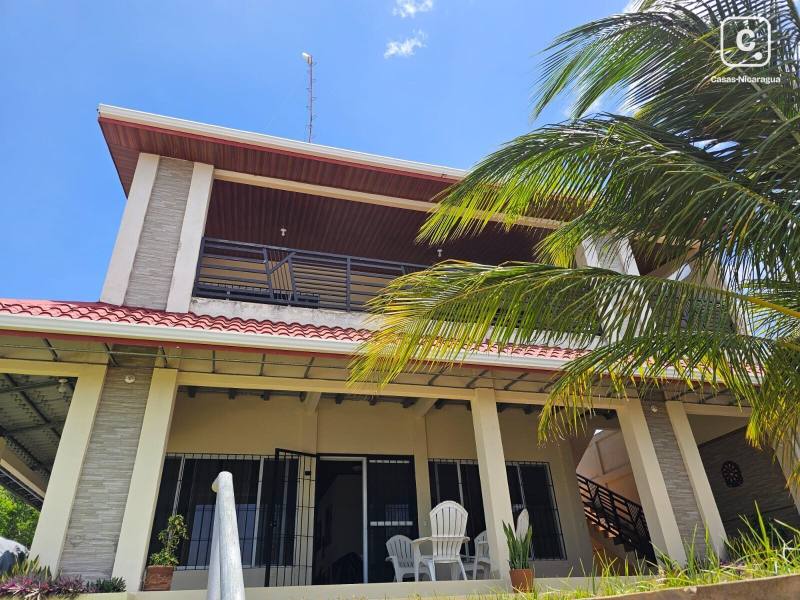 Finca en venta en Rivas – 3 hab, 337 m²
