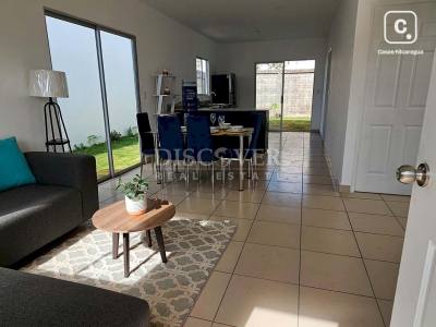 Casa en venta en Carretera Vieja a León, Managua – 3 hab, 70 m²