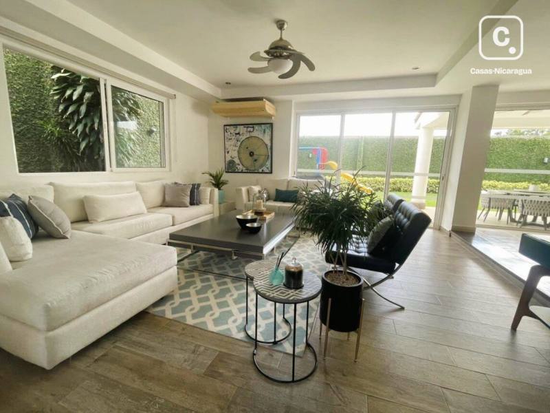 Apartamento en venta en Managua – 4 hab, 353 m²