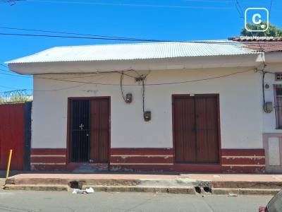 Casa en venta en León – 2 hab, 150 m², US$ 80,000