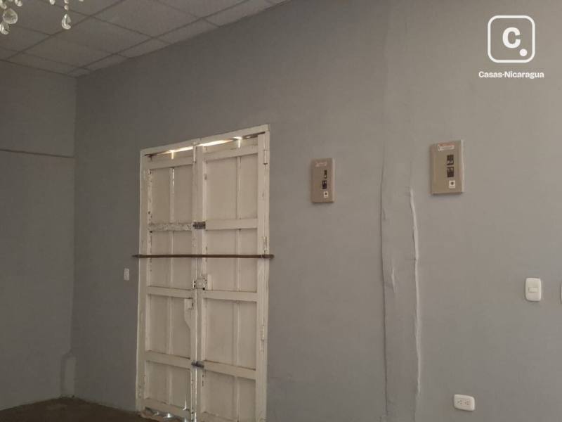 Casa en venta en León – 2 hab, 150 m², US$ 80,000