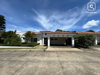 Casa en venta en Santo Domingo, Managua – US$ 590,000
