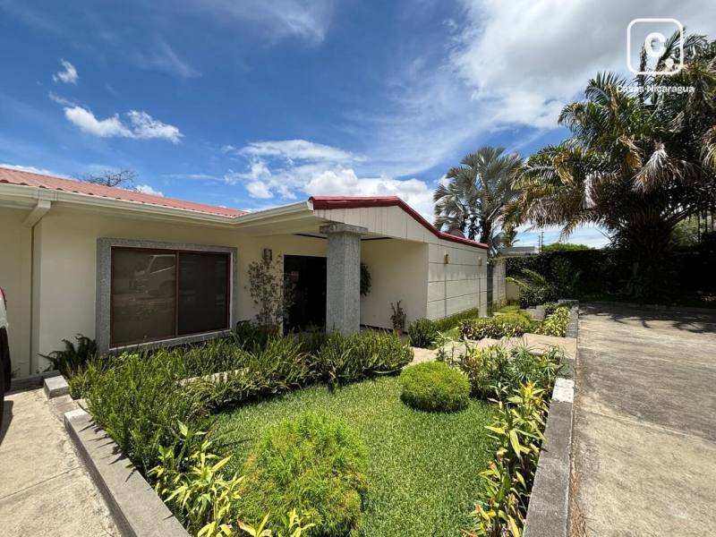 Apartamento en venta en Santo Domingo, Managua – 4 hab, 404 m²