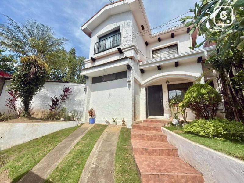 Casa en venta en Santo Domingo, Managua – 3 hab, 200 m², US$ 235,000