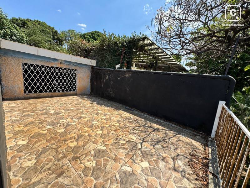 Casa en venta en Los Robles, Managua – 5 hab, 296 m²