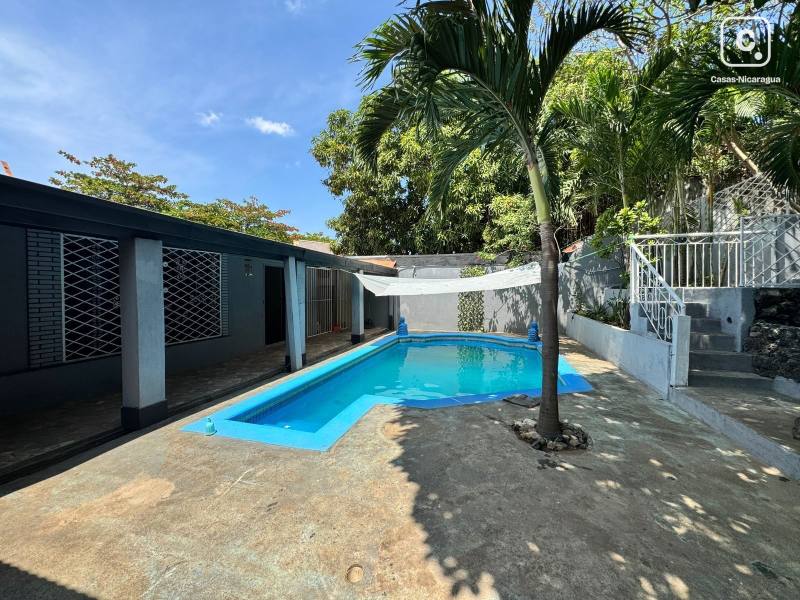 Casa en venta en Los Robles, Managua – 5 hab, 296 m²