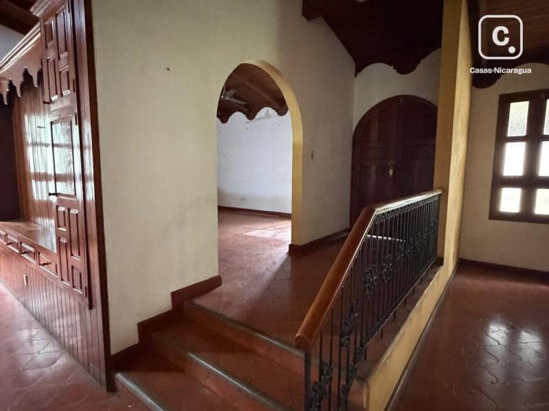 Apartamento en venta en León – 4 hab, 370 m²