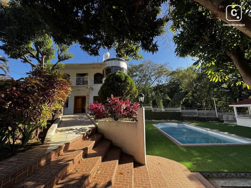 Casa en alquiler en Managua – 2 hab, 120 m²