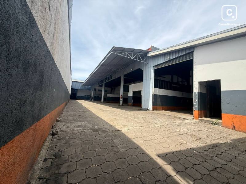 Casa en venta en Carretera Norte, Managua – 12 hab, 908 m²