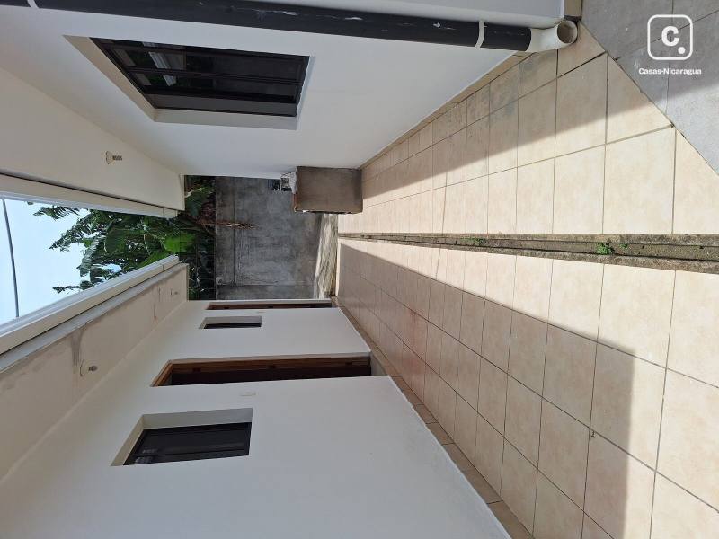 Casa en venta en Rivas – 6 hab, 300 m²