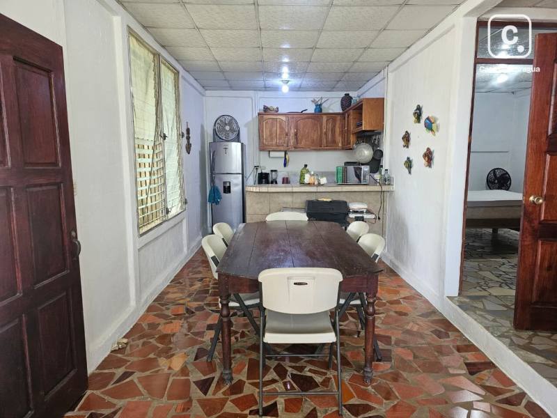 Casa en venta en Huehuete, Carazo – 2 hab, 241 m²