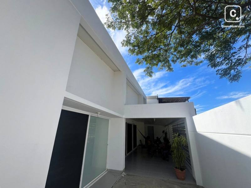 Casa en venta en Rivas – 2 hab, 400 m²