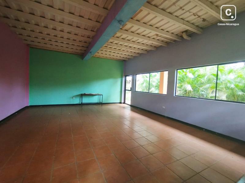 Casa en venta en Las Jaguitas, Managua – 9 hab, 12,238 m²