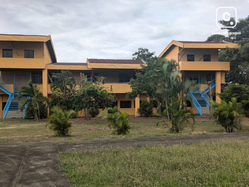 Casa en venta en Las Jaguitas, Managua – 9 hab, 12,238 m²