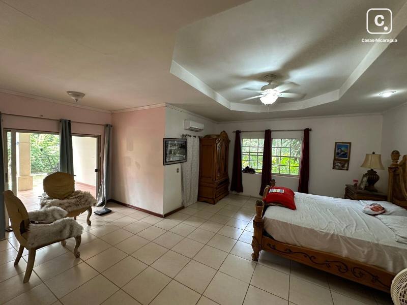 Casa en venta en Managua – 7 hab, 2,578 m²