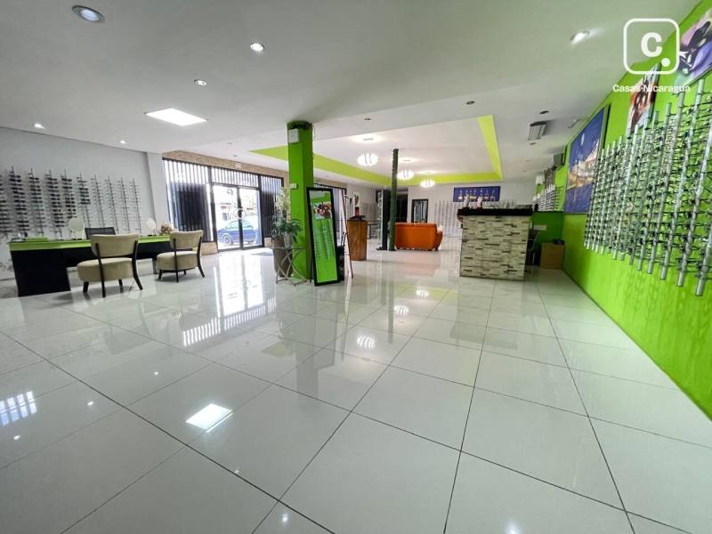 Casa en alquiler en Villa Fontana, Managua – 305 m²