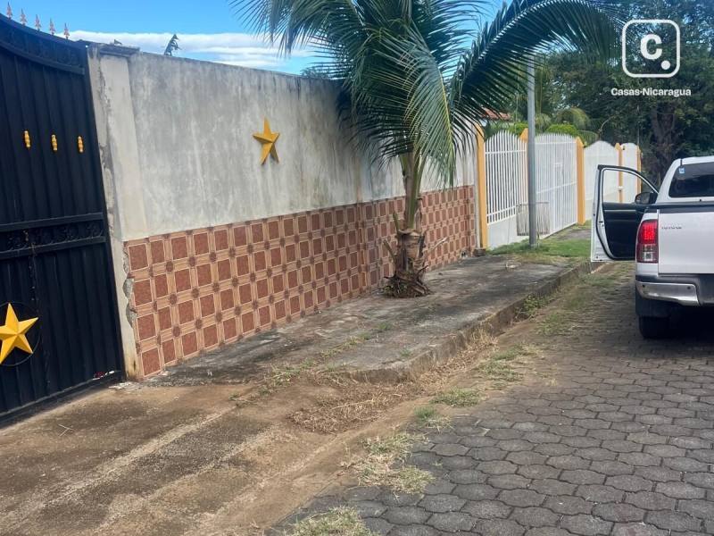 Casa en venta en Carretera Vieja a León, Managua – 1,836 m²