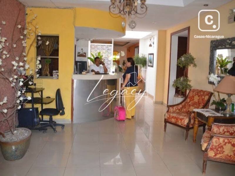 Casa en alquiler en Las Colinas, Managua – 3 hab, Ref LGAGZRPCCC1