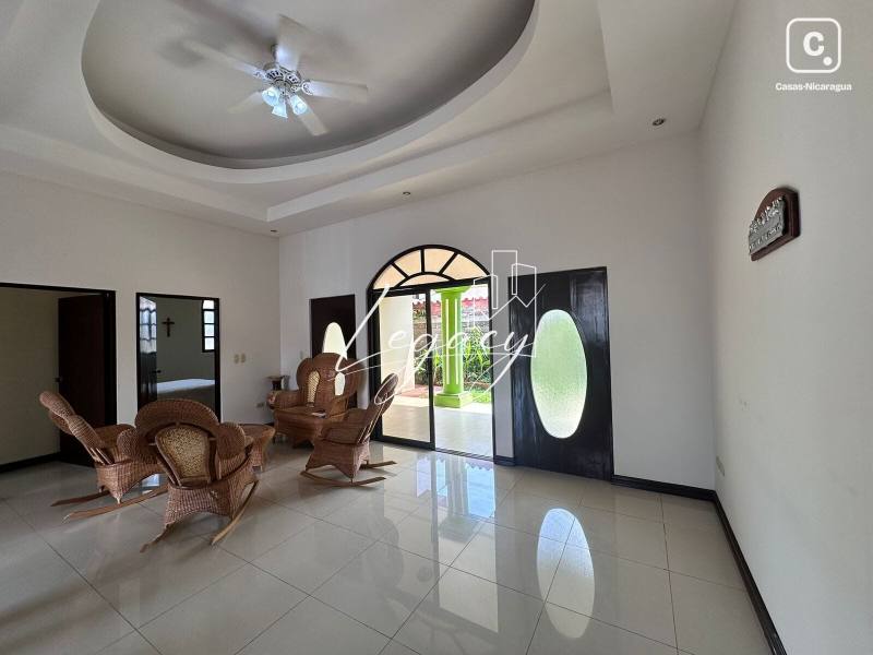 Terreno en venta en Santo Domingo, Managua – 2,846 varas²