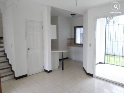 Apartamento en venta en Villa Fontana, Managua – 3 hab
