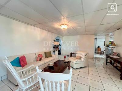 Casa en venta o alquiler en Los Robles, Managua – 4 hab, 610 m²