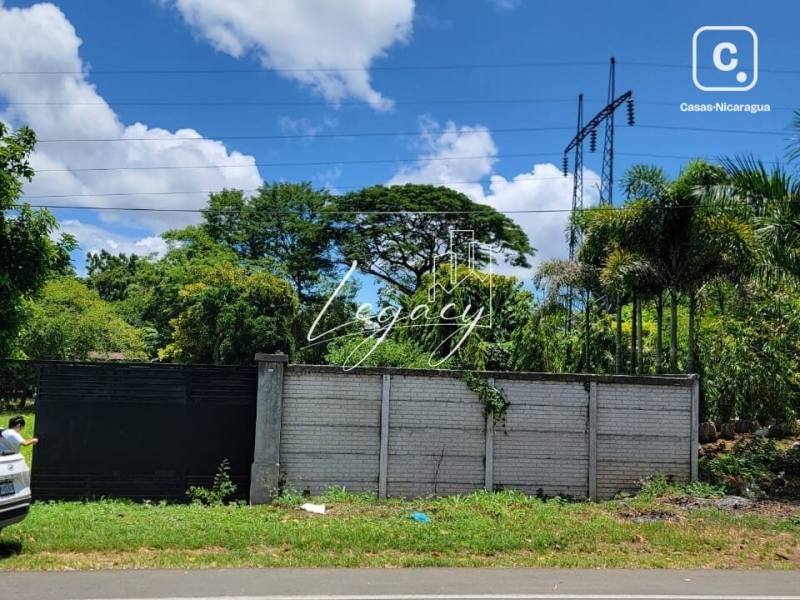Terreno en venta en Carretera Masaya, Managua – 2,846 varas²