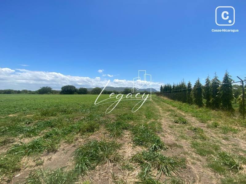 Terreno en venta en Mateare, Managua – 160,000 varas²