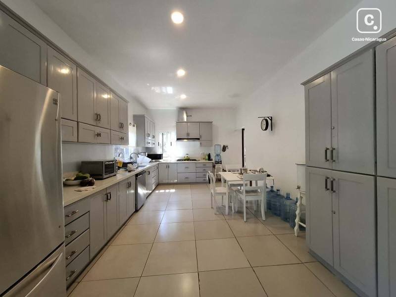 Apartamento en venta en Santo Domingo, Managua – 4 hab, 270 m²
