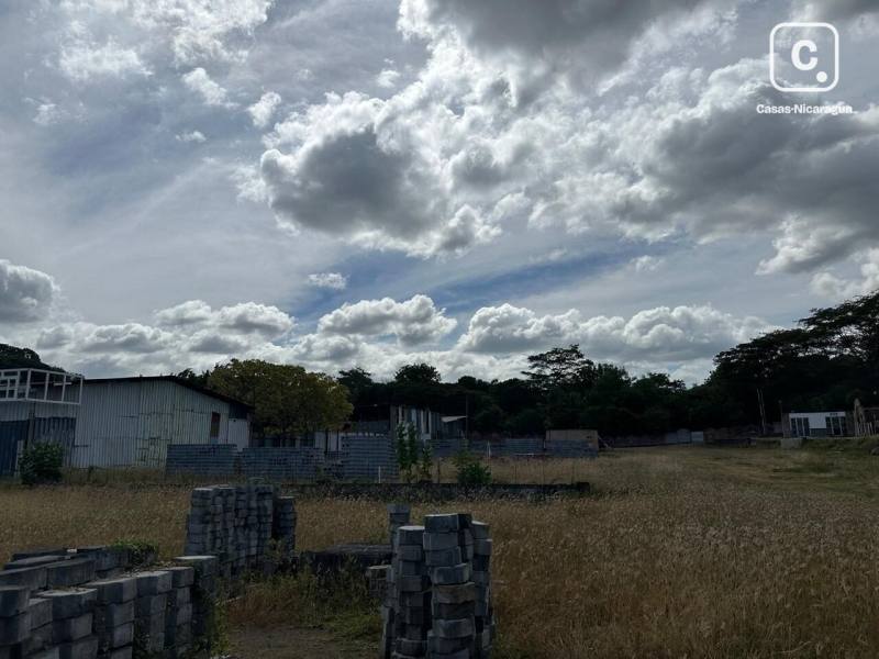 Local comercial en alquiler en Suburbana, Managua – 968 m²